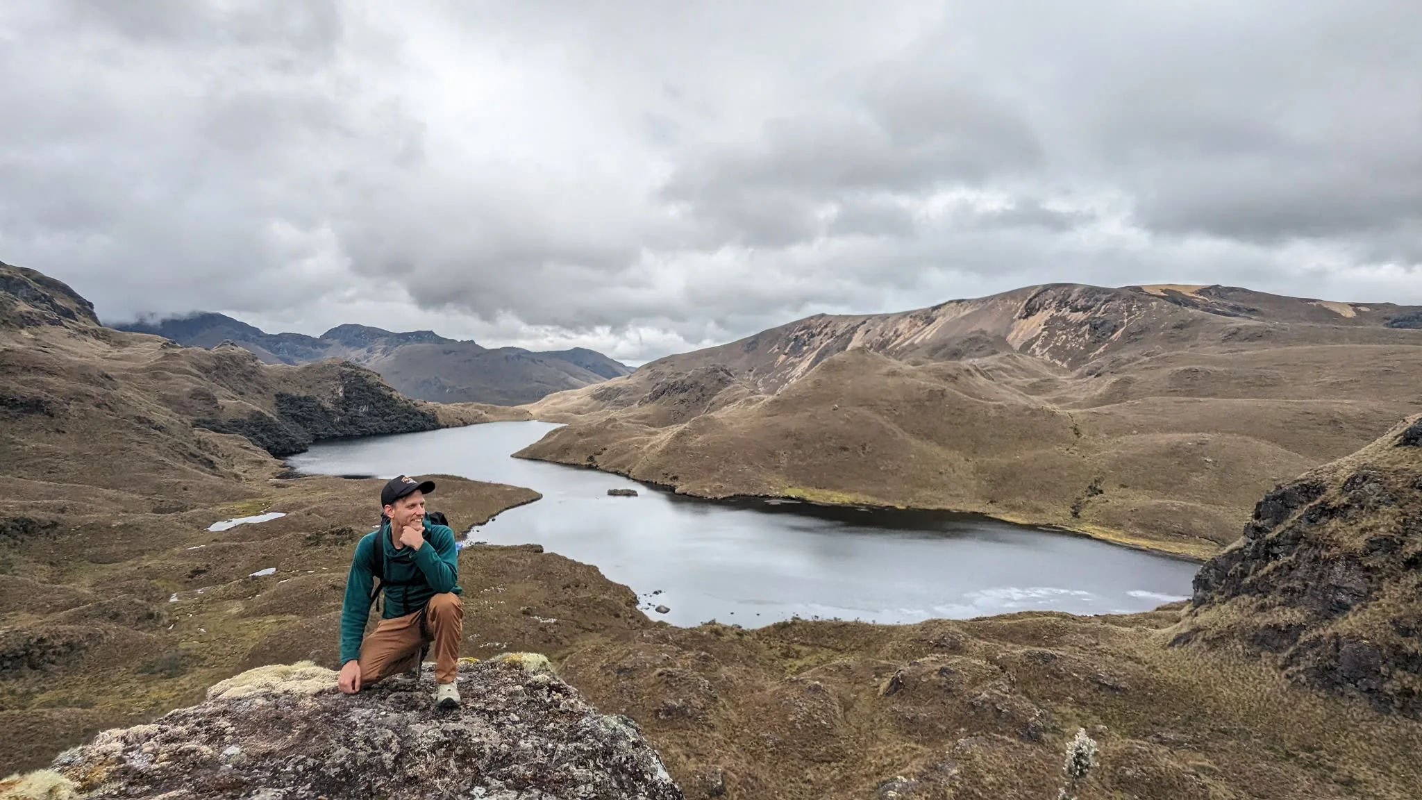 Walker above Laguna Larga.