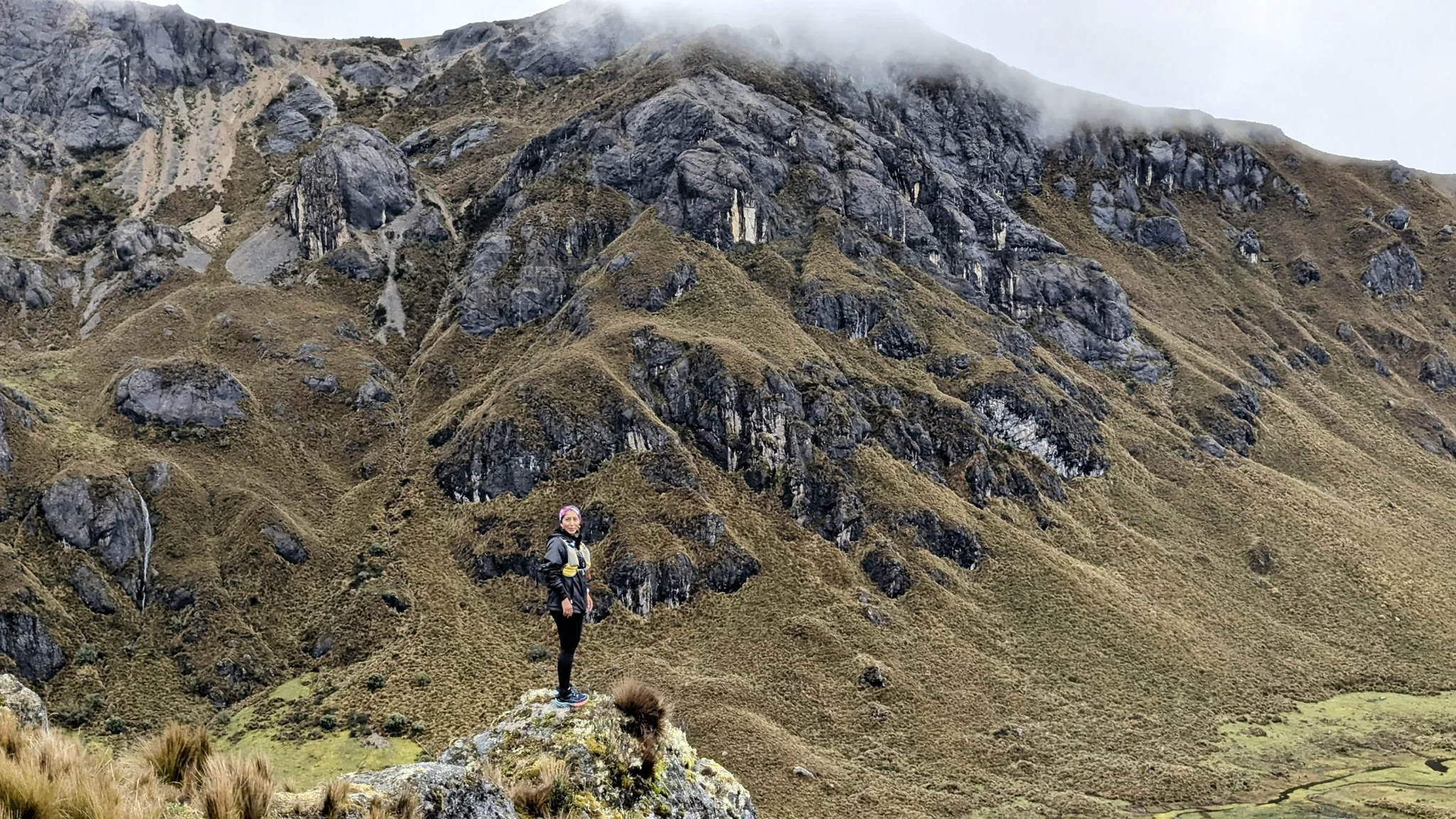 Rocky highland bowl with small lakes. The water body is not securely named.